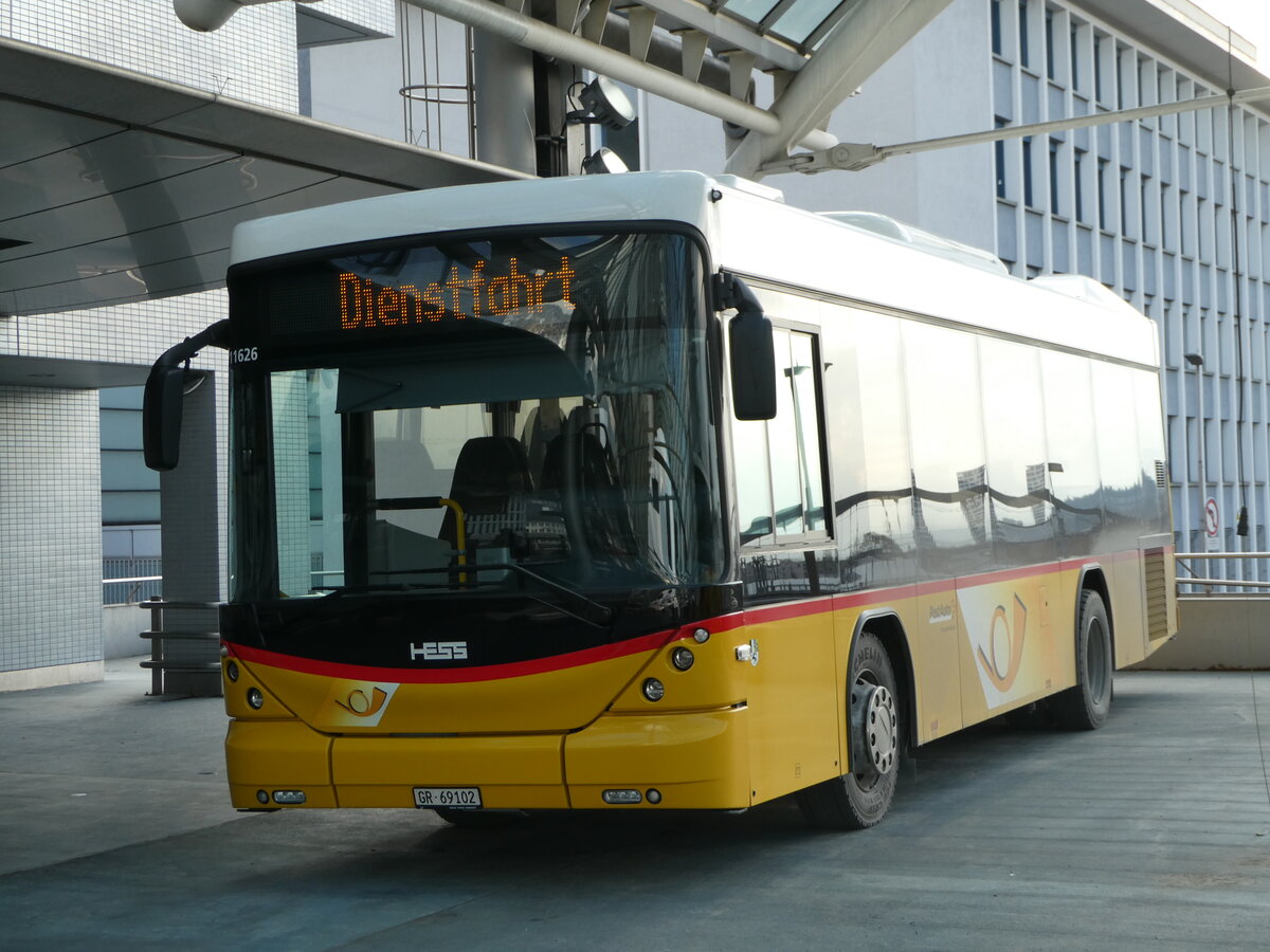 (245'878) - PostAuto Graub�nden - GR 69'102/PID 11'626 - Scania/Hess am 6. Februar 2023 in Chur, Postautostation