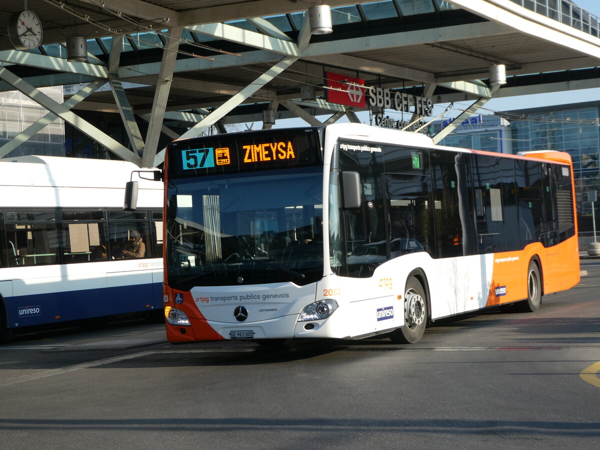 (245'981) - Globe-Limo, Gen�ve - Nr. 2083/GE 963'365 - Mercedes am 9. Februar 2023 in Gen�ve, A�roport