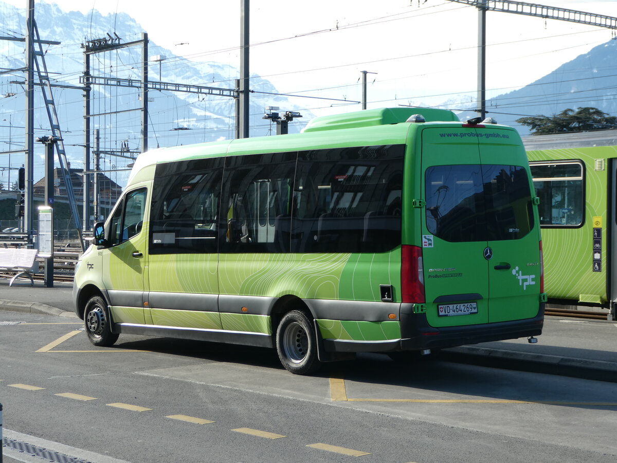 (246'019) - TPC Aigle - Nr. 608/VD 464'269 - Mercedes/ProBus am 11. Februar 2023 beim Bahnhof Aigle