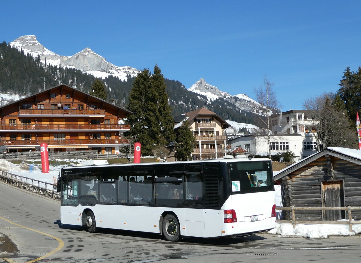 (246'029) - Leysin-Excursions, Leysin - VD 382'719 - MAN/G�ppel (ex CarPostal Ouest PID 5028) am 11. Februar 2023 in Leysin, Centre sportif