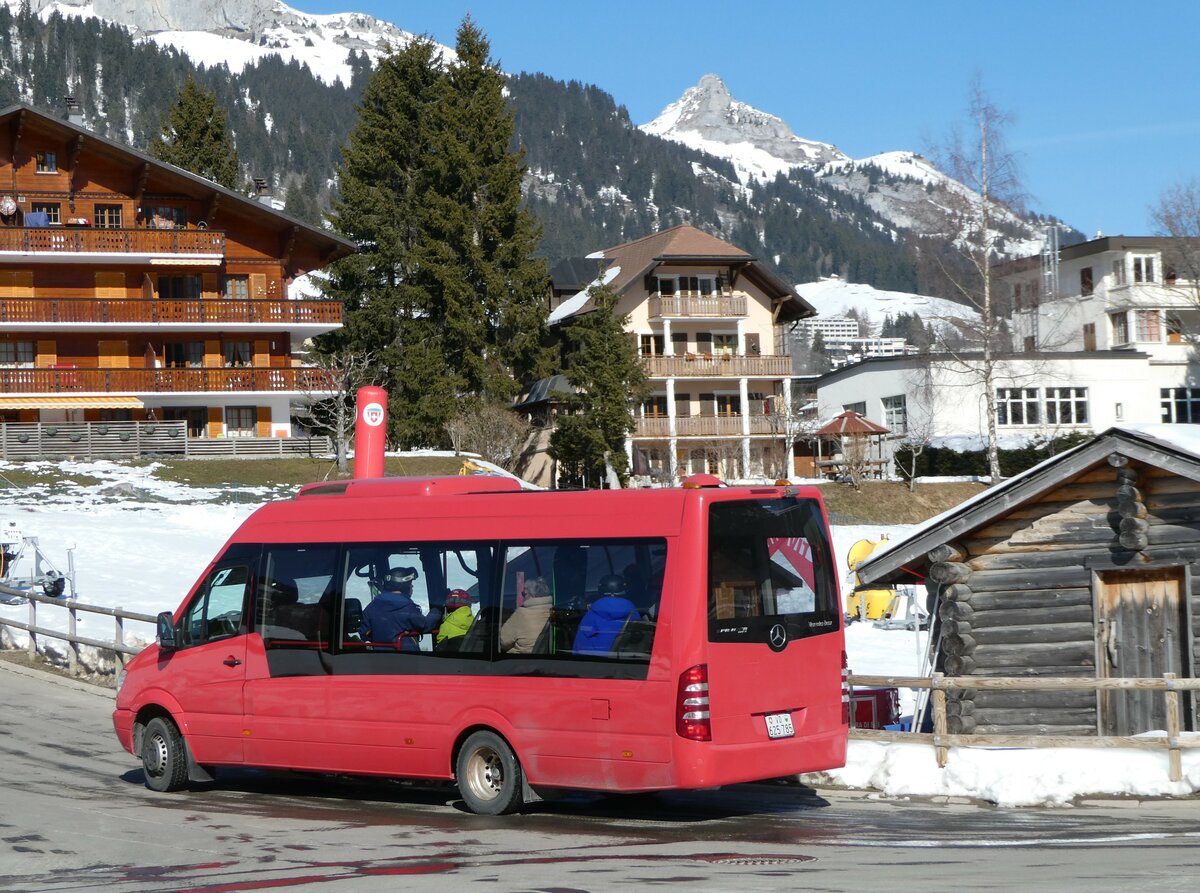 (246'039) - Leysin-Excursions, Leysin - VD 625'785 - Mercedes am 11. Februar 2023 in Leysin, Centre sportif  