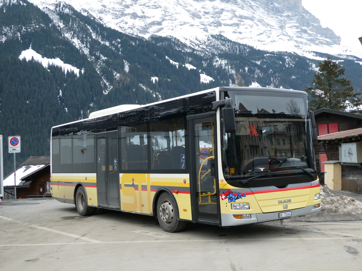 (246'222) - Grindelwaldbus, Grindelwald - Nr. 17/BE 72'444 - MAN/G�ppel (ex STI Thun Nr. 133) am 17. Februar 2023 beim Bahnhof Grindelwald