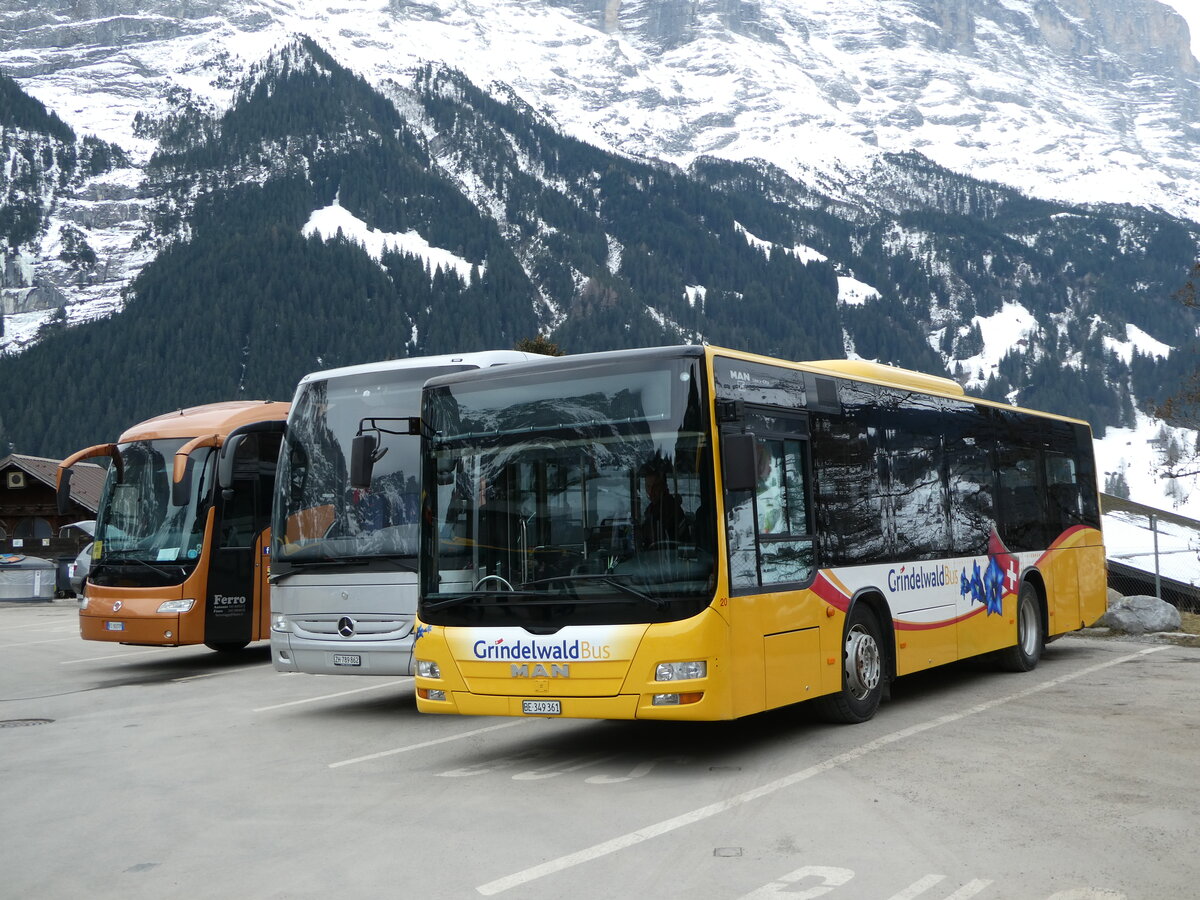 (246'226) - Grindelwaldbus, Grindelwald - Nr. 20/BE 349'361 - MAN/G�ppel am 17. FEbruar 2023 beim Bahnhof Grindelwald