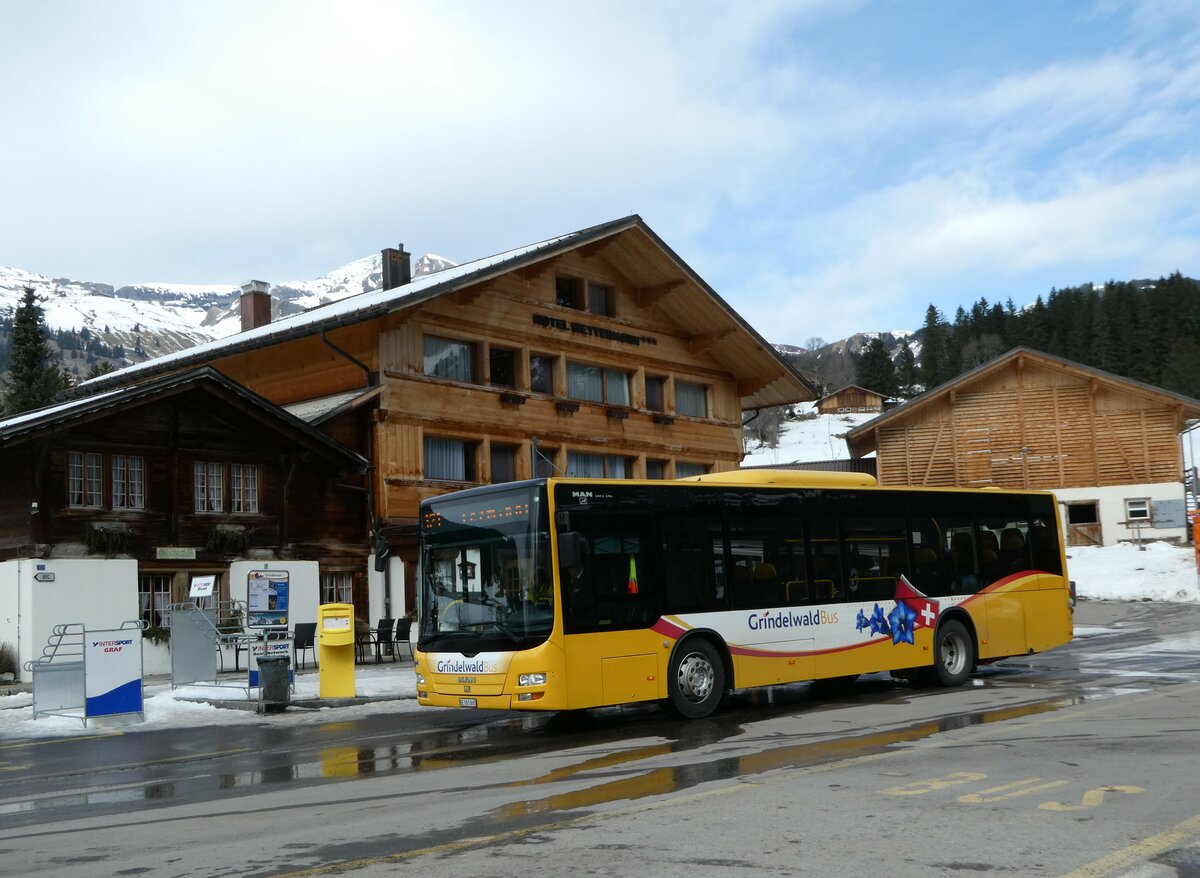 (246'254) - Grindelwaldbus, Grindelwald - Nr. 11/BE 261'865 - MAN/G�ppel am 17. Februar 2023 in Grindelwald, Oberer Gletscher