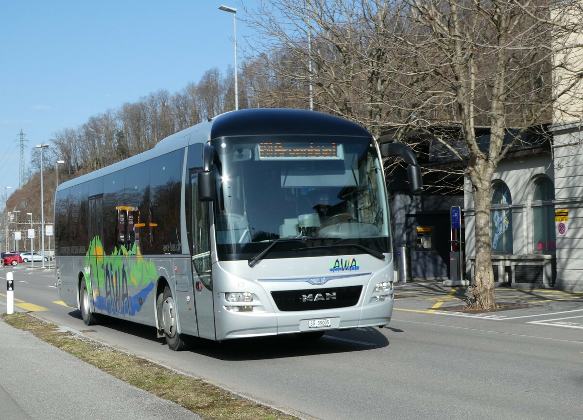 (246'473) - AWA Amden - Nr. 5/SG 39'005 - MAN (ex ATT Cadenazzo; ex St. Gallerbus, St. Gallen; ex Vorf�hrfahrzeug) am 24. Februar 2023 beim Bahnhof Ziegelbr�cke