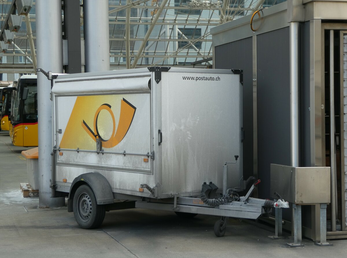 (246'552) - PostAuto Graub�nden - GR 144'402 - Humbaur Gep�ckanh�nger am 24. Februar 2023 in Chur, Postautostation