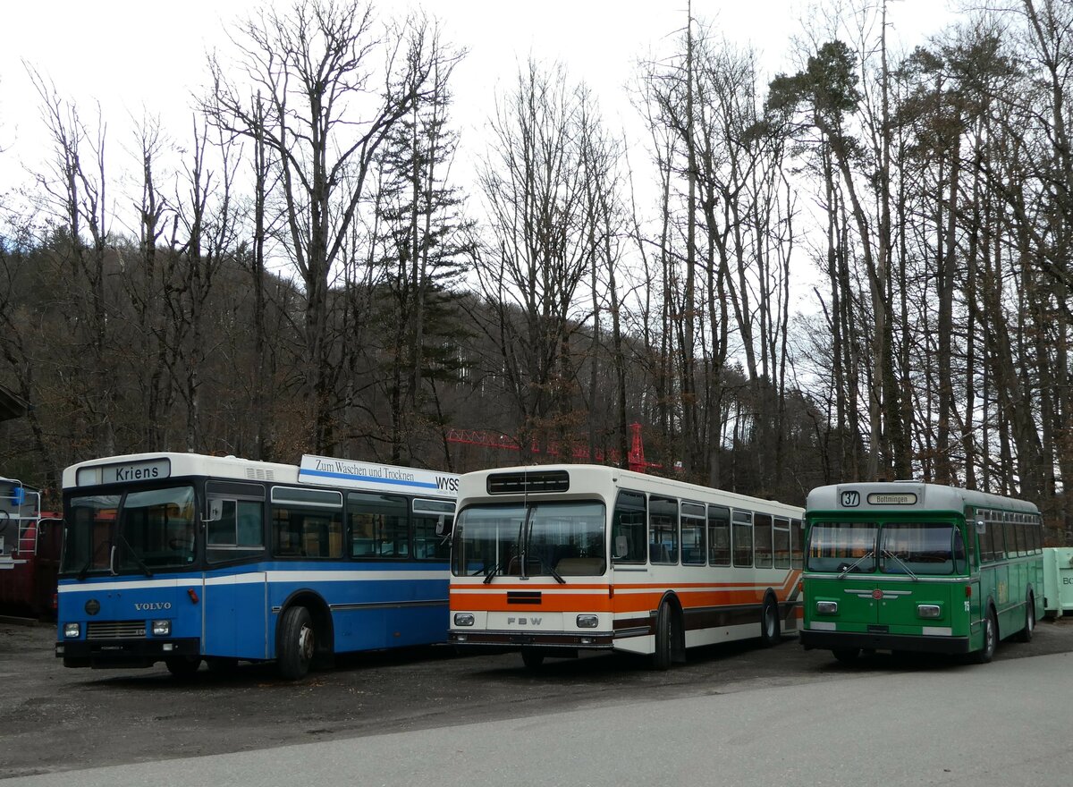 (246'680) - Krauer, Kehrsatz - Volvo/R&J (ex VBL Luzern Nr. 111) + Wegm�ller, M�nsingen - FBW/R&J (ex Bamert, Wollerau) + BVB Basel (RWB) - Nr. 75 - FBW/FHS am 26. Februar 2023 in Oberburg, Ziegelgut