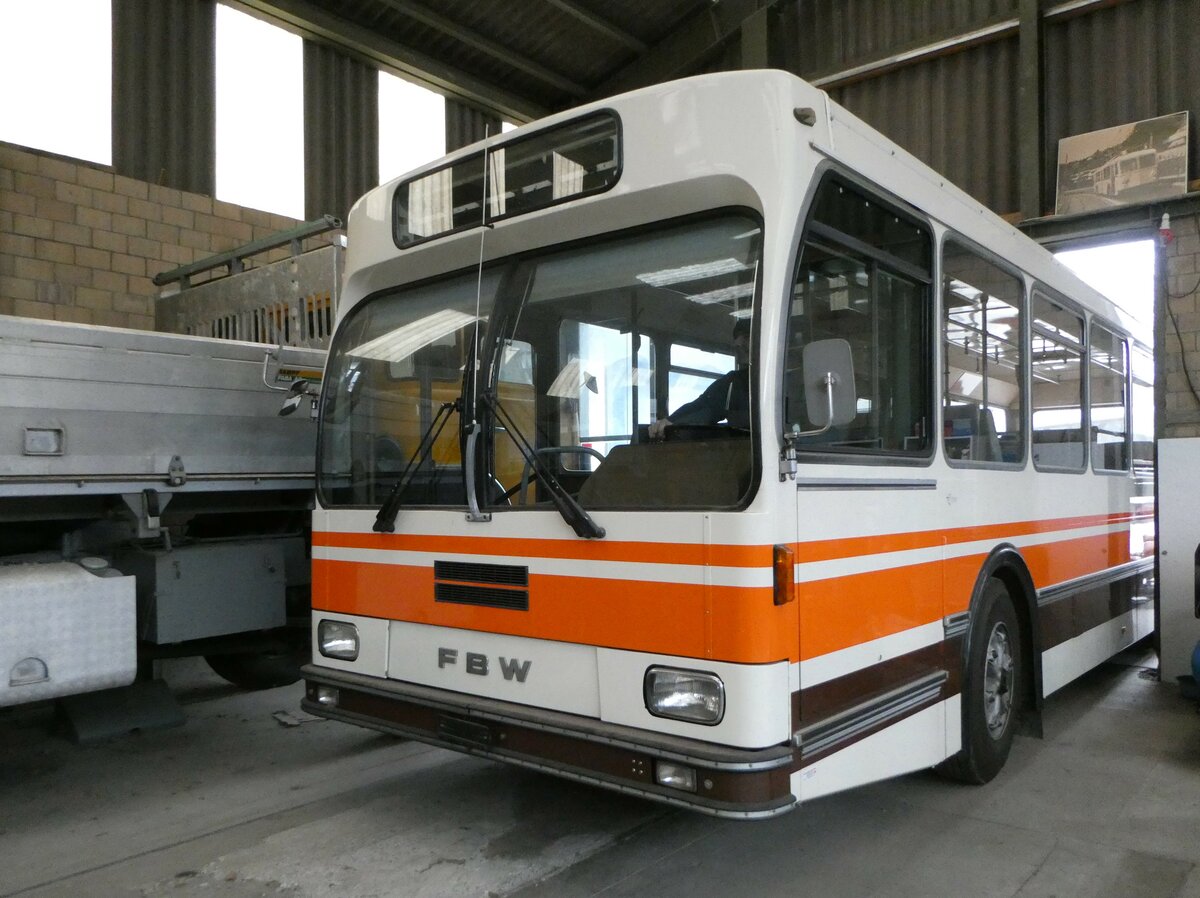 (246'713) - Wegm�ller, M�nsingen - FBW/R&J (ex Bamert, Wollerau) am 26. Februar 2023 in Oberburg, Ziegelgut (Teilaufnahme)