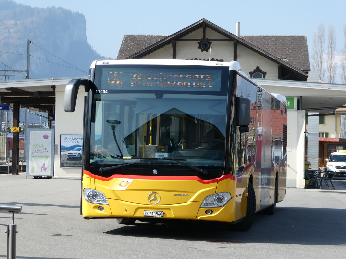 (246'792) - PostAuto Bern - BE 610'540/PID 11'404 - Mercedes am 2. M�rz 2023 beim Bahnhof Meiringen