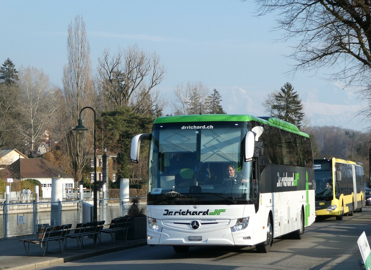 (246'805) - Dr. Richard, Z�rich - ZH 258'512 - Mercedes am 2. M�rz 2023 bei der Schiffl�ndte Thun