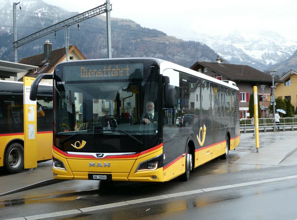 (247'132) - PostAuto Zentralschweiz - Nr. 507/OW 10'040/PID 11'414 - MAN (ex Nr. 7) am 10. M�rz 2023 beim Bahnhof Sarnen