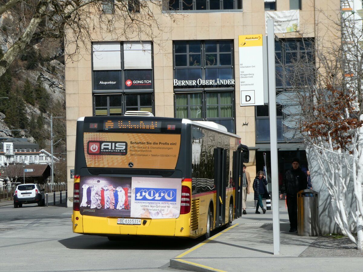 (247'182) - PostAuto Bern - BE 610'531/PID 5150 - Mercedes am 13. M�rz 2023 beim Bahnhof Interlaken West