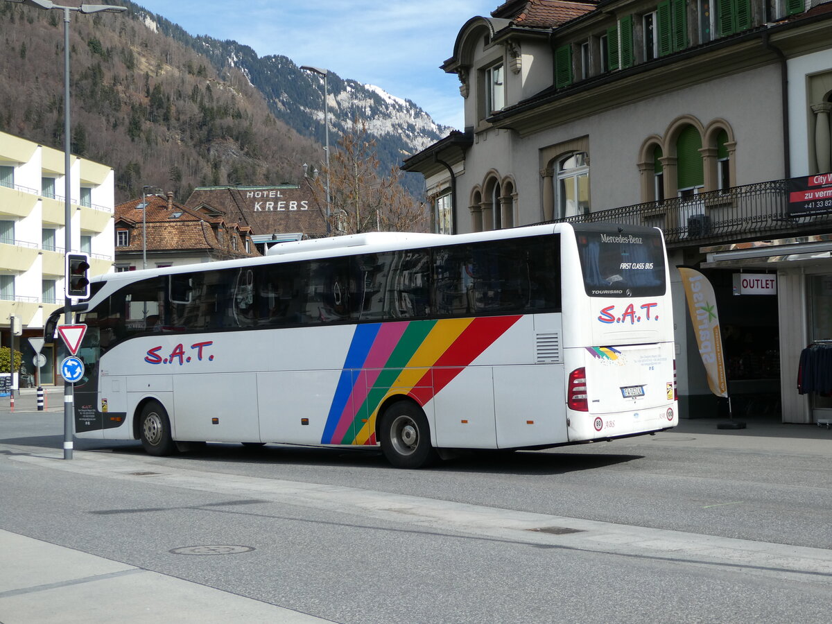 (247'184) - Aus Italien: S.A.T., San Gregorio Magno - FW-057 LK - Mercedes am 13. M�rz 2023 beim Bahnhof Interlaken West
