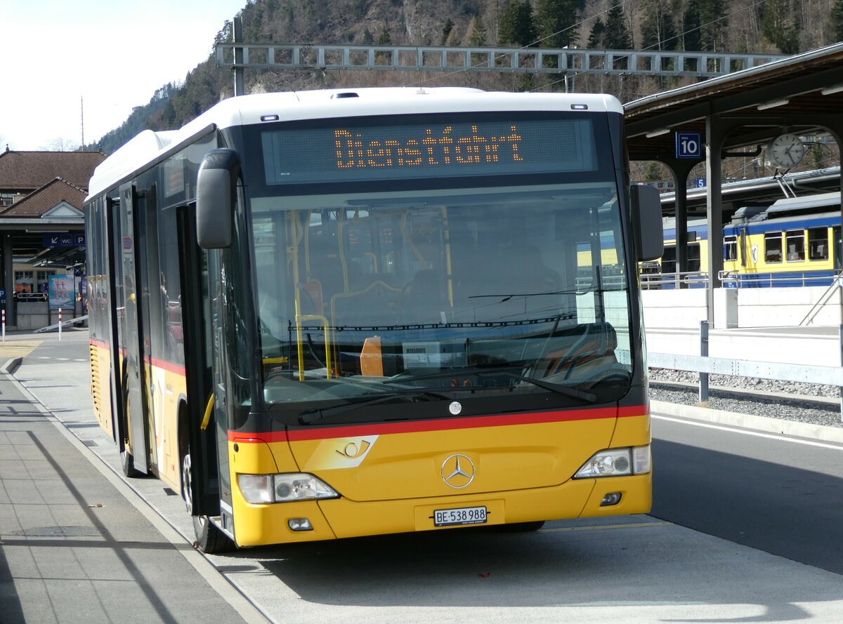 (247'196) - PostAuto Bern - BE 538'988/PID 5417 - Mercedes (ex BE 637'781) am 13. M�rz 2023 beim Bahnhof Interlaken Ost