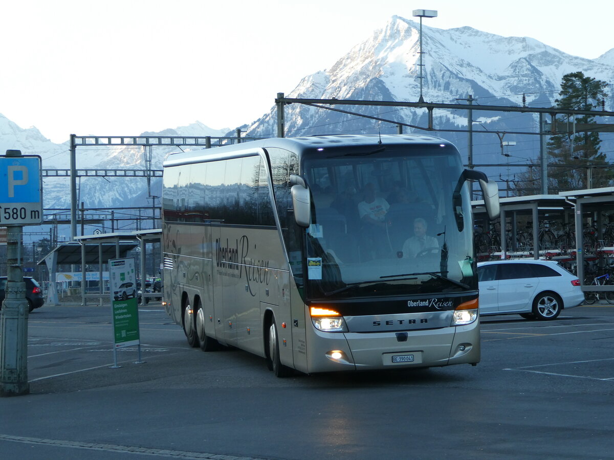 (247'385) - Oberland Reisen, Thun - Nr. 41/BE 390'041 - Setra (ex STI Thun Nr. 41) am 18. M�rz 2023 beim Bahnhof Thun
