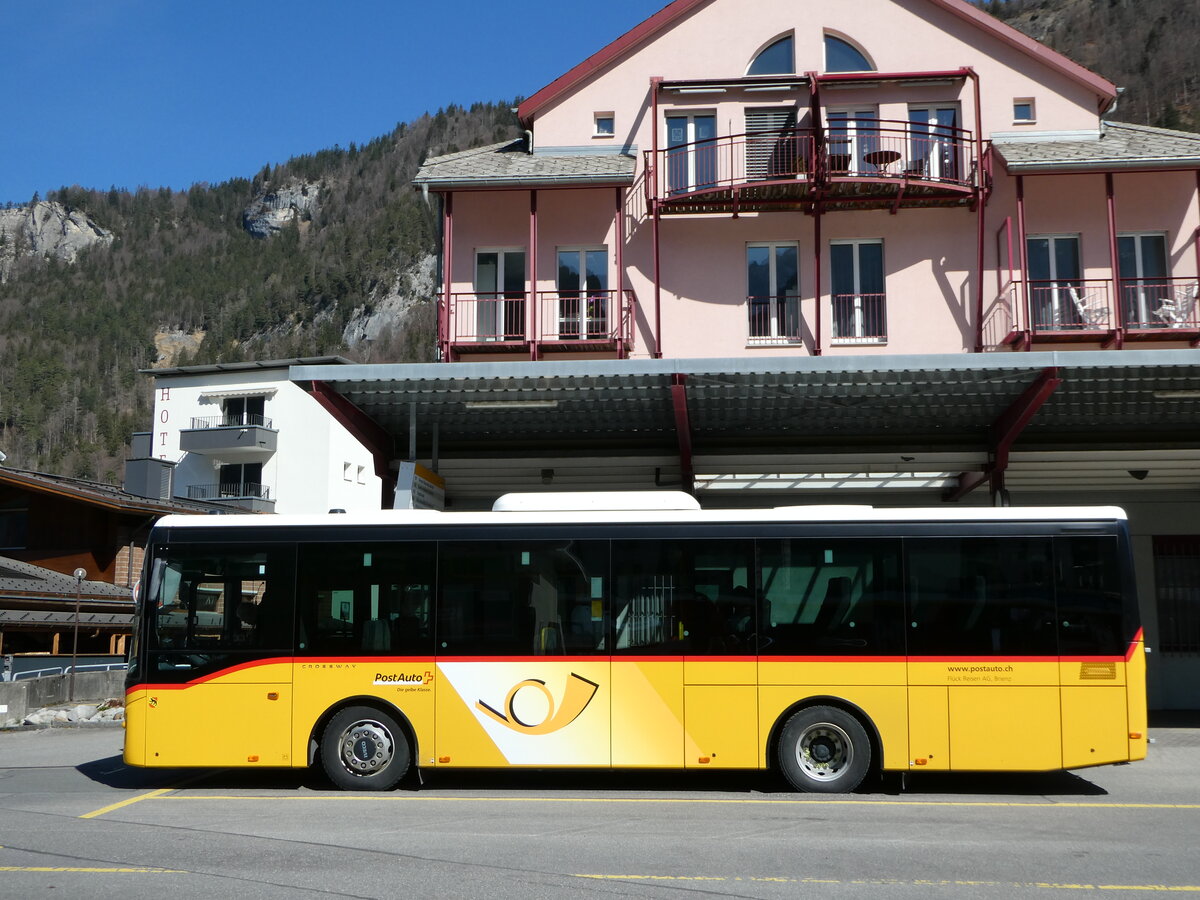 (247'411) - Fl�ck, Brienz - Nr. 26/BE 868'726/PID 11'668 - Iveco am 18. M�rz 2023 in Meiringen, Postautostation