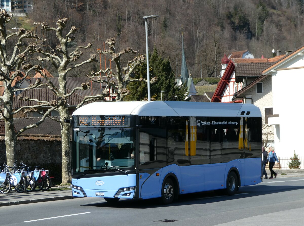 (247'416) - PostAuto Bern - BE 90'275/PID 11'795 - Solaris (ex BE 610'546) am 18. M�rz 2023 beim Bahnhof Sarnen