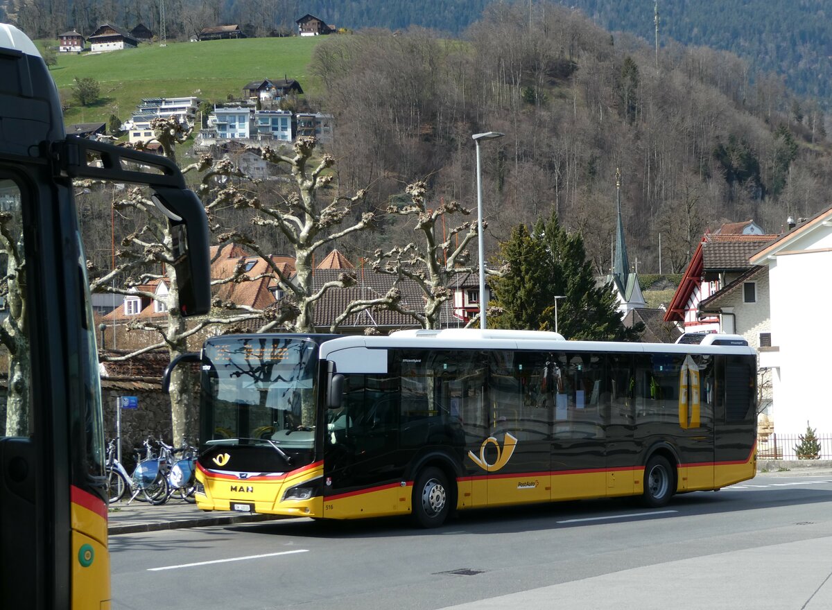 (247'432) - PostAuto Zentralschweiz - Nr. 516/OW 40'016/PID 11'747 - MAN (ex Nr. 16) am 18. M�rz 2023 beim Bahnhof Sarnen