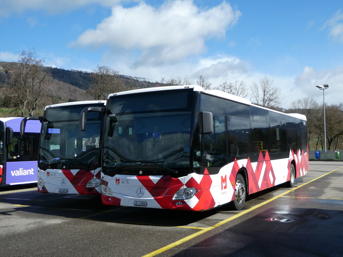 (247'611) - CarPostal Ouest - JU 43'868/PID 10'988 - Mercedes am 25. M�rz 2023 in Develier, Parkplatz