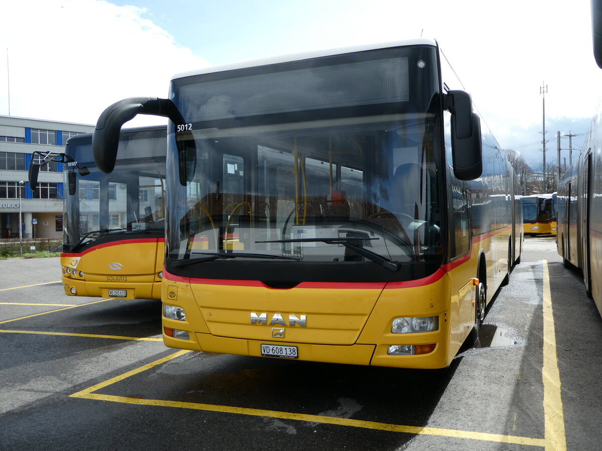 (247'665) - CarPostal Ouest - VD 608'138/PID 5012 - MAN (ex NE 165'376; ex VD 495'042) am 25. M�rz 2023 in Yverdon, Garage