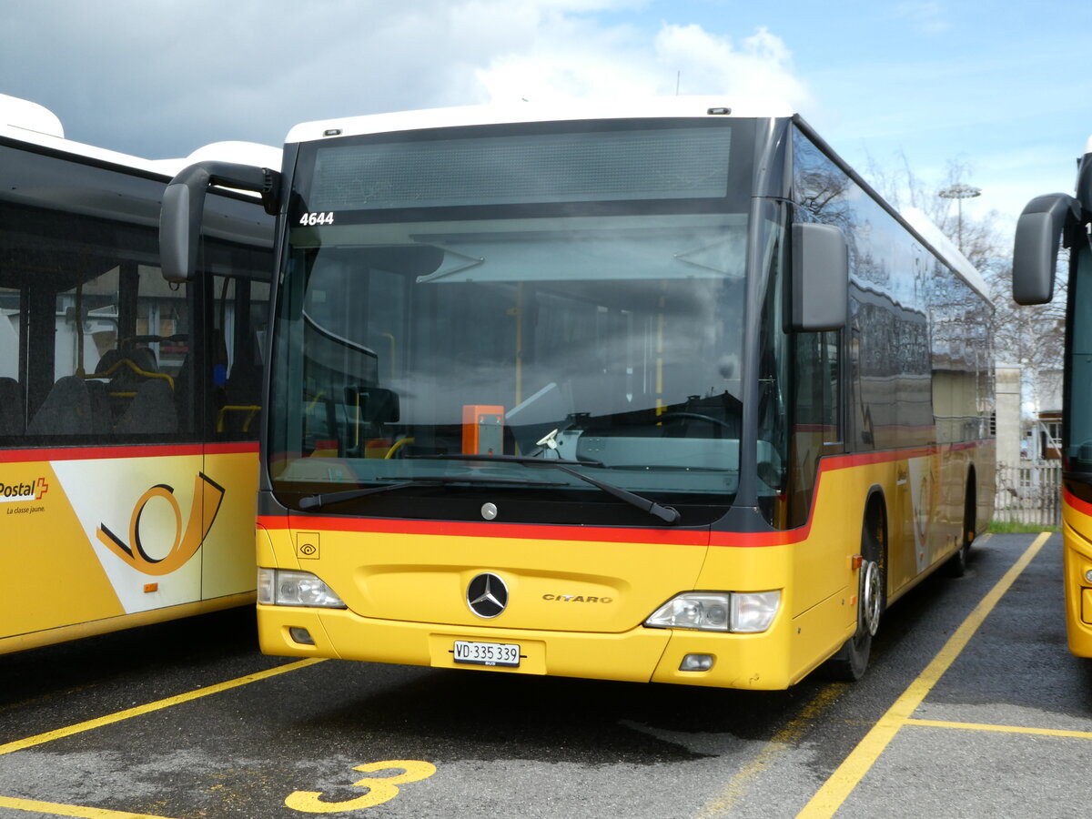 (247'672) - CarPostal Ouest - VD 335'339/PID 4644 - Mercedes am 25. M�rz 2023 in Yverdon, Garage