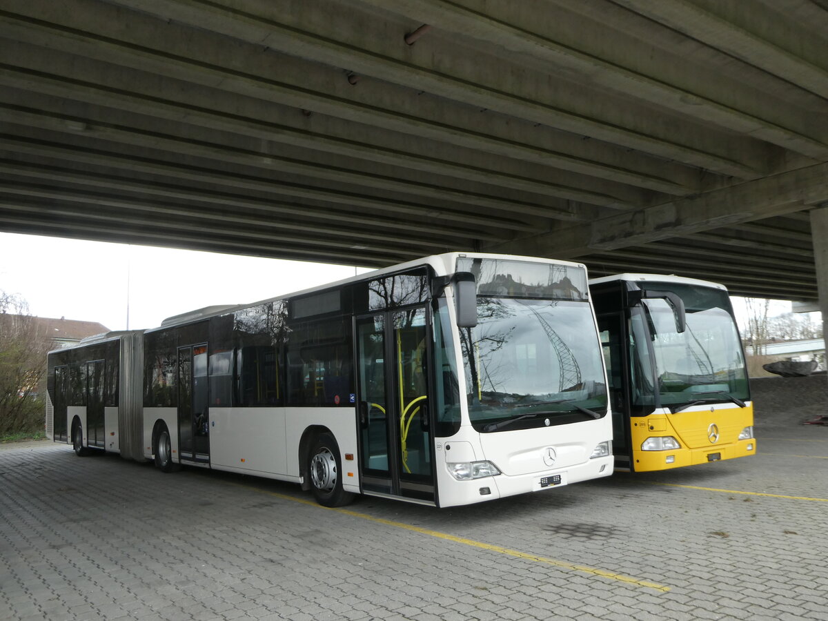 (247'694) - Interbus, Yverdon - Nr. 221 - Mercedes (ex VBL Luzern Nr. 158) am 25. M�rz 2023 in Kerzers, Murtenstrasse