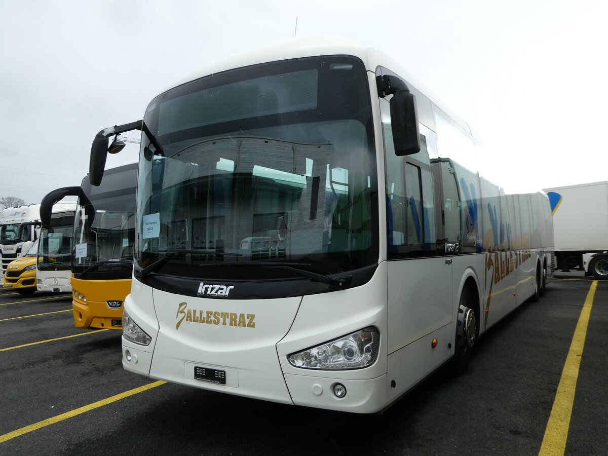 (247'704) - Ballestraz, Gr�ne - (VS 22'948) - Irizar am 25. M�rz 2023 in Kerzers, Interbus