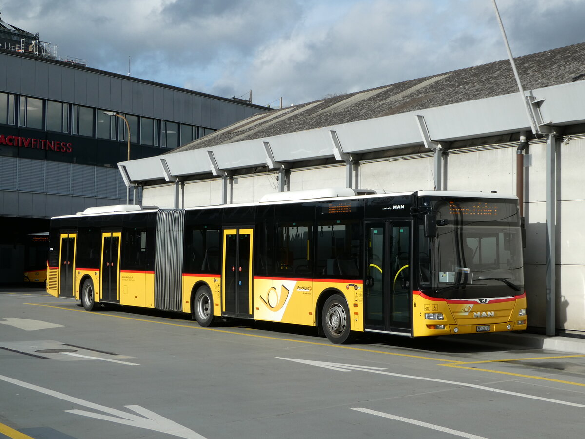 (247'728) - Steiner, Ortschwaben - Nr. 6/BE 32'717/PID 10'774 - MAN am 25. M�rz 2023 in Bern, Postautostation