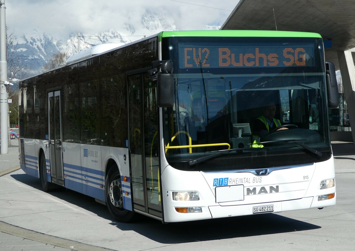(247'774) - RTB Altst�tten - Nr. 915/SG 482'211 - Mercedes (ex PostBus/A BD 15'345) am 28. M�rz 2023 beim Bahnhof Buchs