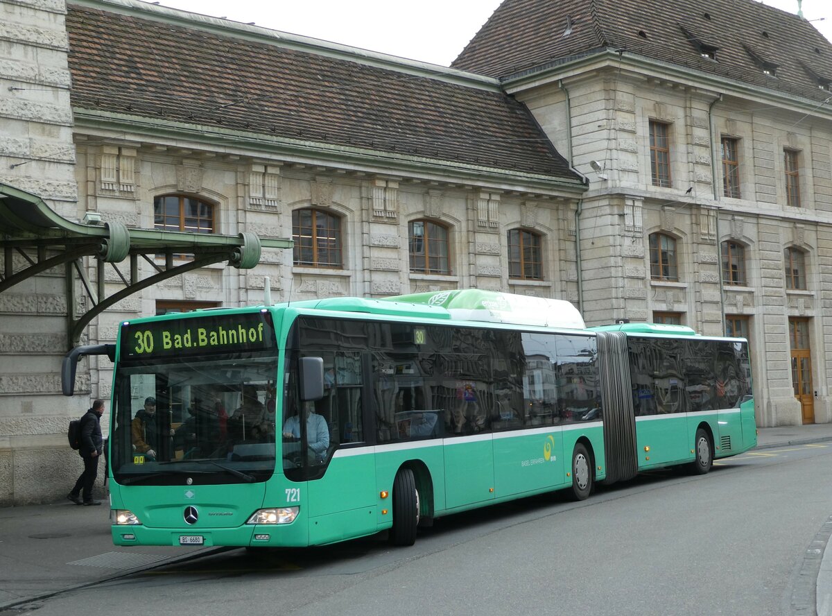 (247'834) - BVB Basel - Nr. 721/BS 6680 - Mercedes am 30. M�rz 2023 beim Bahnhof Basel