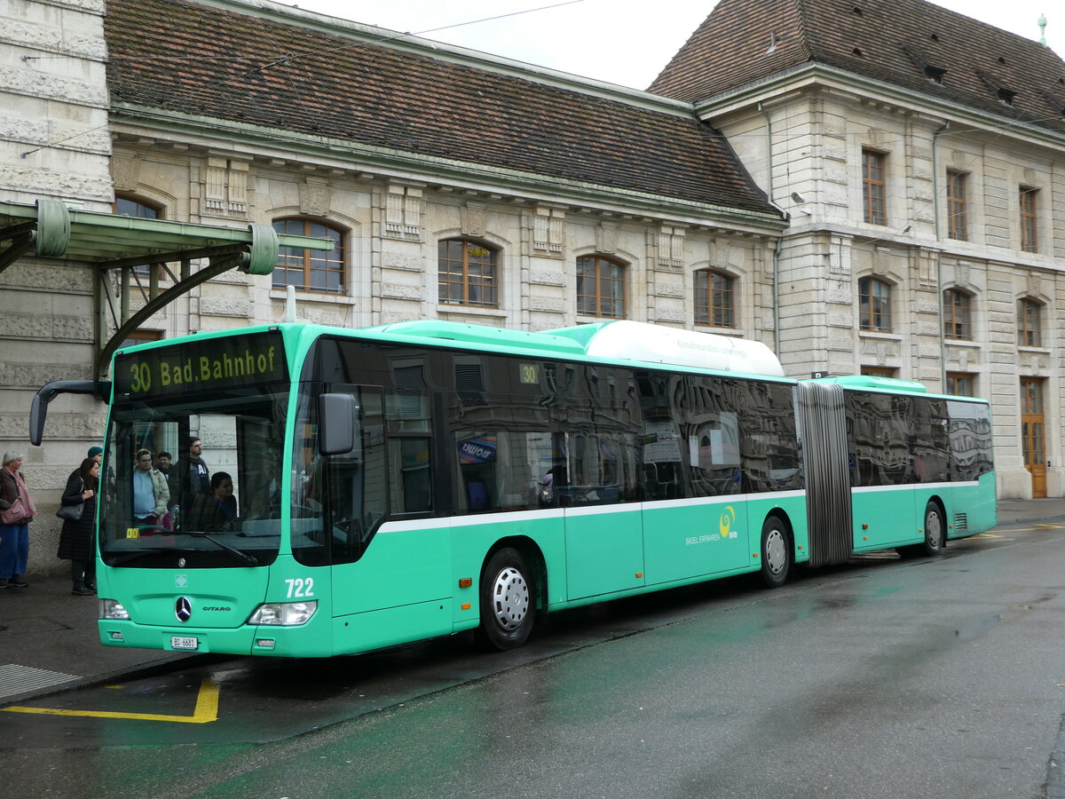 (247'863) - BVB Basel - Nr. 722/BS 6681 - Mercedes am 30. M�rz 2023 beim Bahnhof Basel