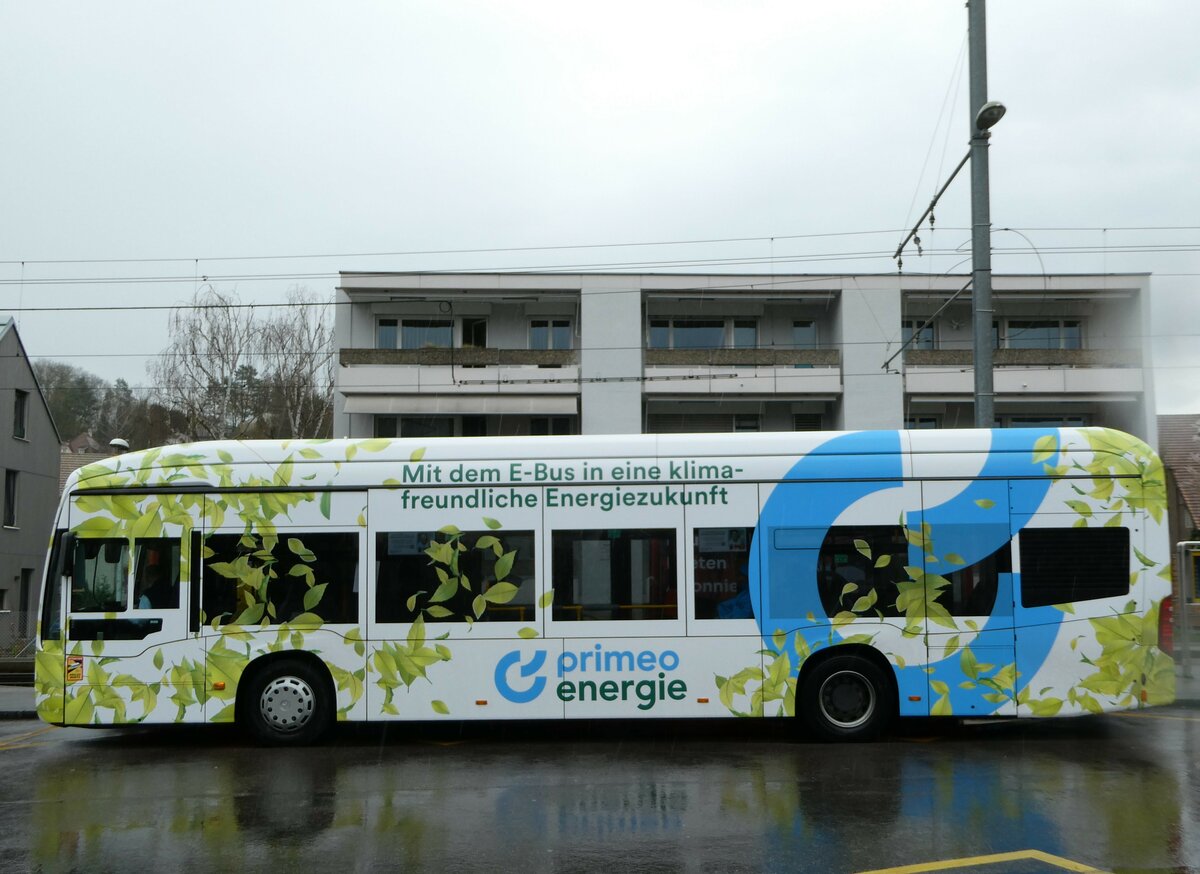 (247'900) - BLT Oberwil - Nr. 1002/BL 221'732 - Mercedes am 30. M�rz 2023 in Bottmingen, Schloss