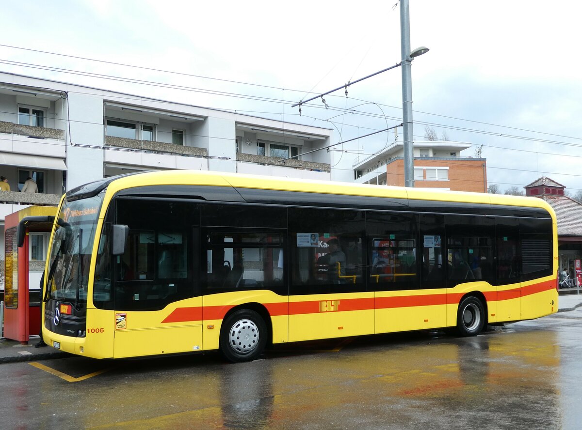 (247'905) - BLT Oberwil - Nr. 1005/BL 221'735 - Mercedes am 30. M�rz 2023 in Bottmingen, Schloss