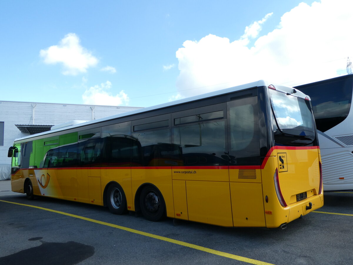 (248'190) - CarPostal Ouest - Iveco (ex Ballestraz, Gr�ne; ex Vorf�hrfahrzeug Iveco France) am 8. April 2023 in Kerzers, Interbus