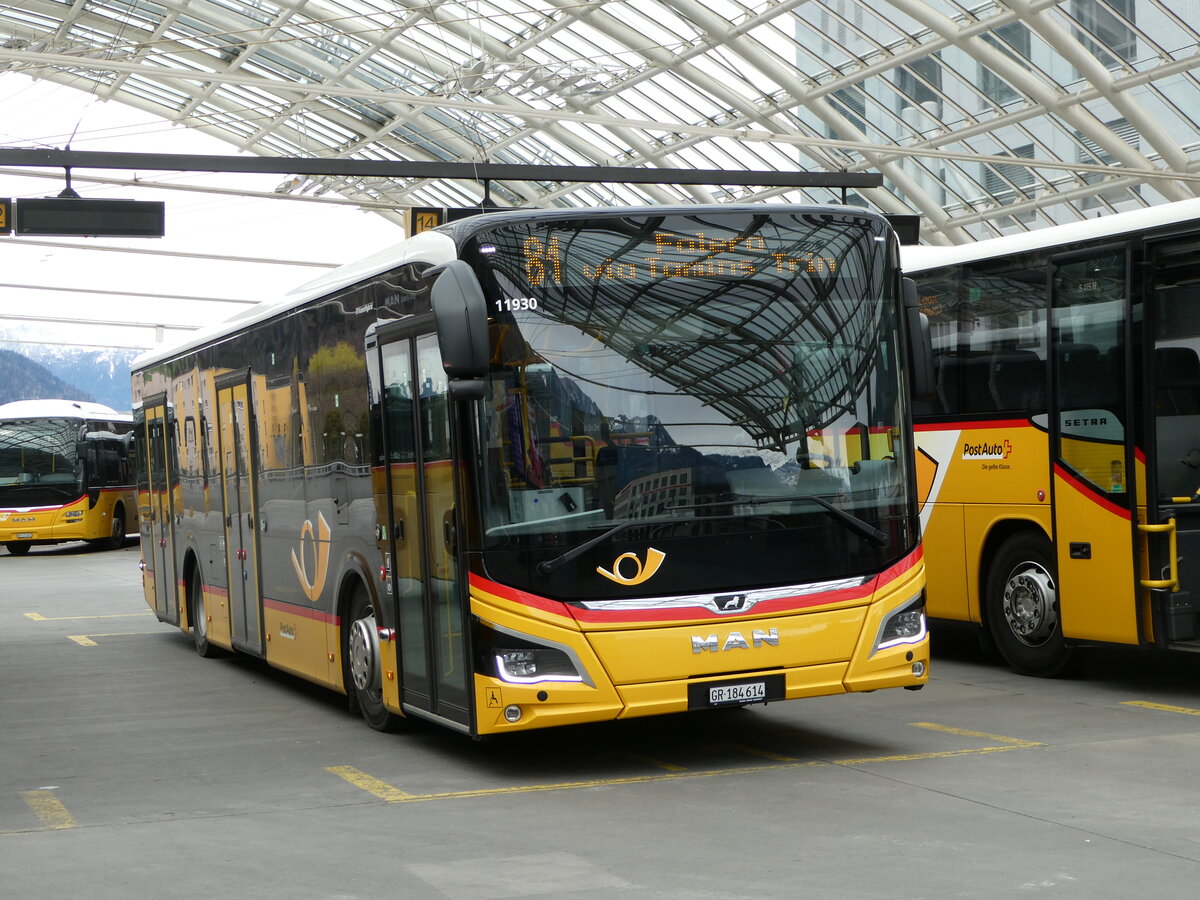 (248'547) - PostAuto Graub�nden - GR 184'614/PID 11'930 - MAN am 15. April 2023 in Chur, Postautostation