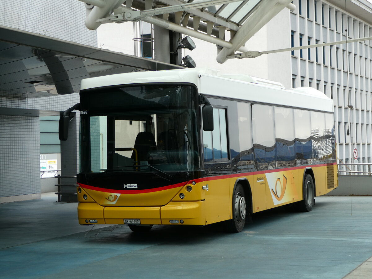 (248'559) - PostAuto Graub�nden - GR 69'102/PID 11'626 - Scania/Hess am 15. April 2023 in Chur, Postautostation