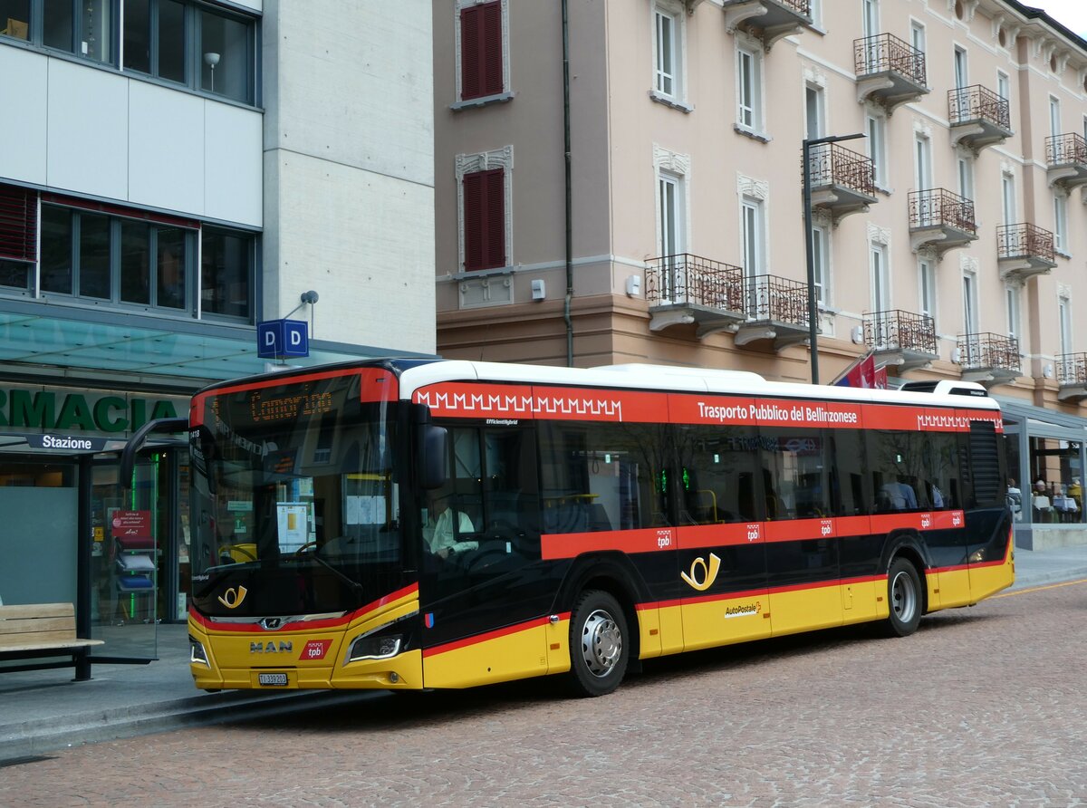 (248'685) - AutoPostale Ticino - TI 339'203/PID 11'418 - MAN am 16. April 2023 beim Bahnhof Bellinzona