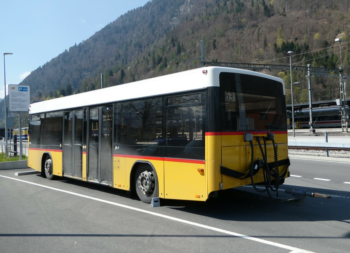(248'877) - PostAuto Bern - BE 499'063/PID 10'299 - Lanz+Marti/Hess Personenanh�nger (ex VBL Luzern Nr. 310) am 19. April 2023 beim Bahnhof Interlaken Ost