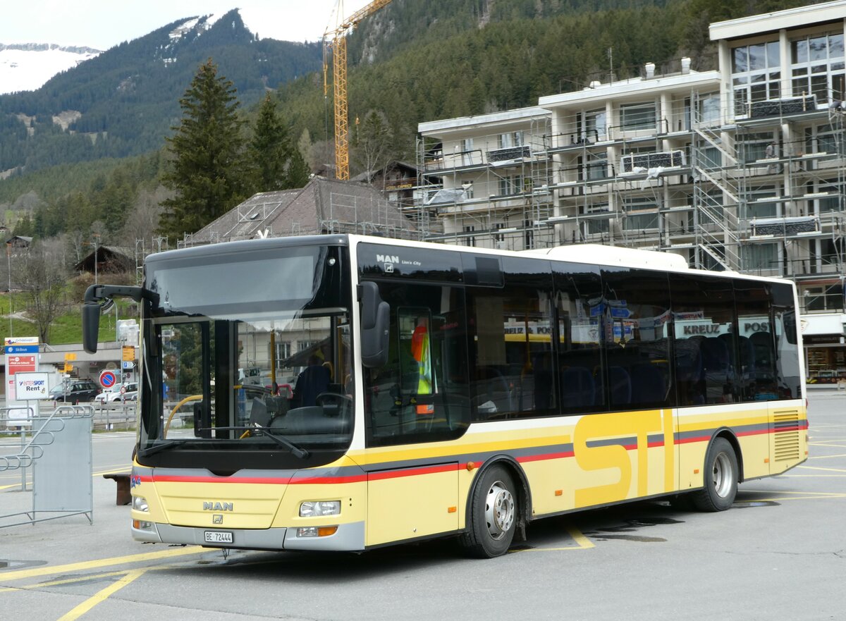 (248'957) - Grindelwaldbus, Grindelwald - Nr. 17/BE 72'444 - MAN/G�ppel (ex STI Thun - Nr. 133) am 21. April 2023 beim Bahnhof Grindelwald