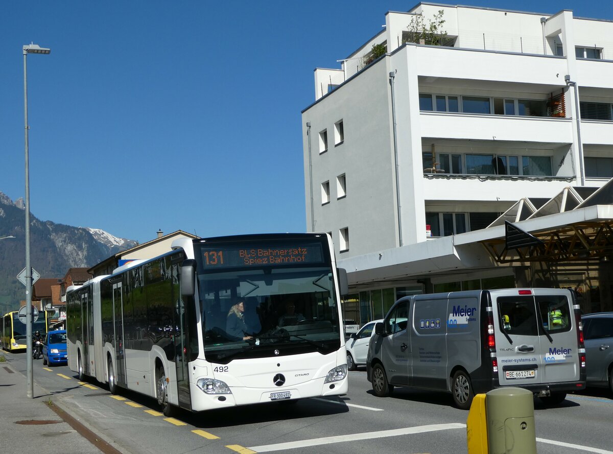 (249'465) - Intertours, Domdidier - Nr. 492/FR 300'492 - Mercedes am 3. Mai 2023 in Spiez, L�tschbergplatz
