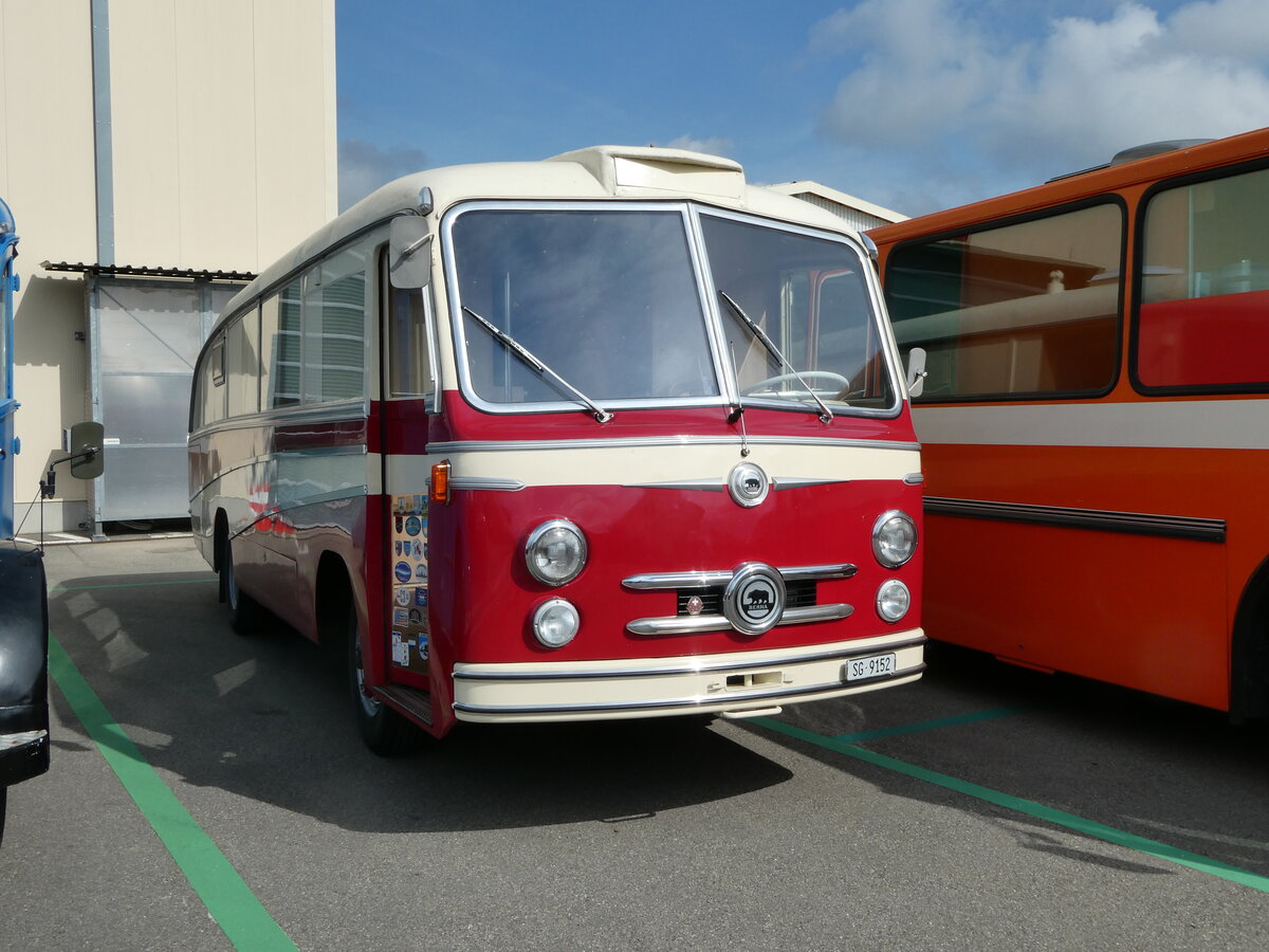(249'730) - Sutter, Gossau - SG 9152 - Berna/R&J (ex Guggenb�hl, Brissago; ex VB Biel Nr. 110; ex VB Biel Nr. 10) am 6. Mai 2023 in Attikon, Wegm�ller