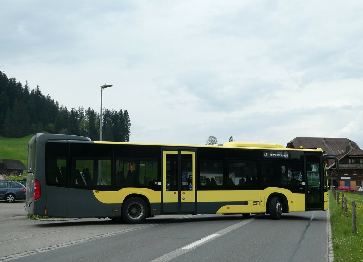 (249'816) - STI Thun - Nr. 500/BE 403'500 - Mercedes am 7. Mai 2023 in S�deren, Oberei