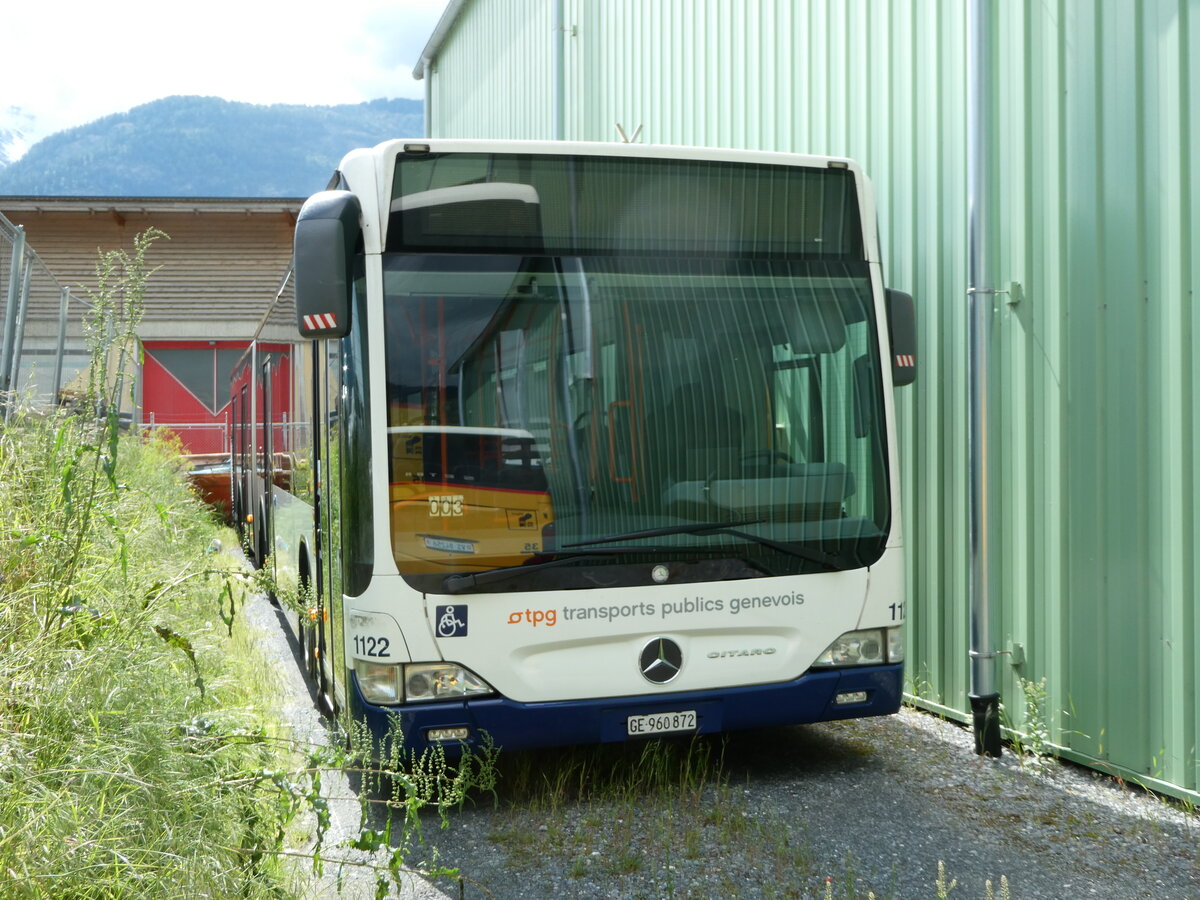 (249'957) - TPG Gen�ve - Nr. 1122/GE 960'872 - Mercedes am 13. Mai 2023 in Leytron, Garage Buchard