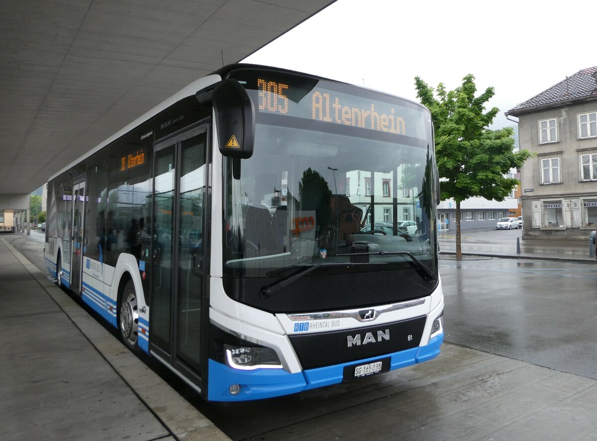 (250'121) - RTB Altst�tten - Nr. 61/SG 165'038 - MAN am 16. Mai 2023 beim Bahnhof Rheineck