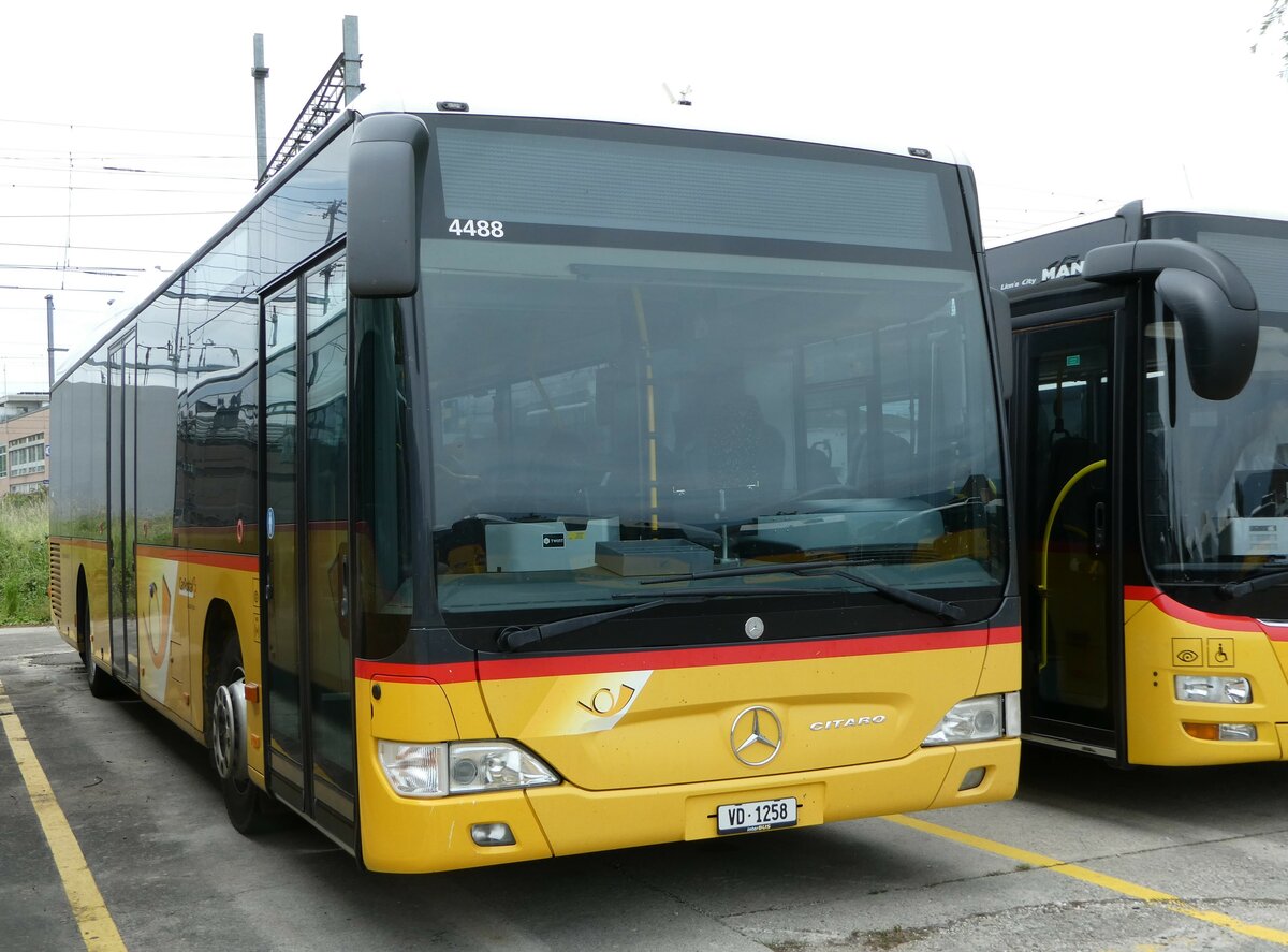 (250'176) - CarPostal Ouest - VD 1258/PID 4488 - Mercedes (ex TPB, S�deilles) am 18. Mai 2023 in Yverdon, Garage