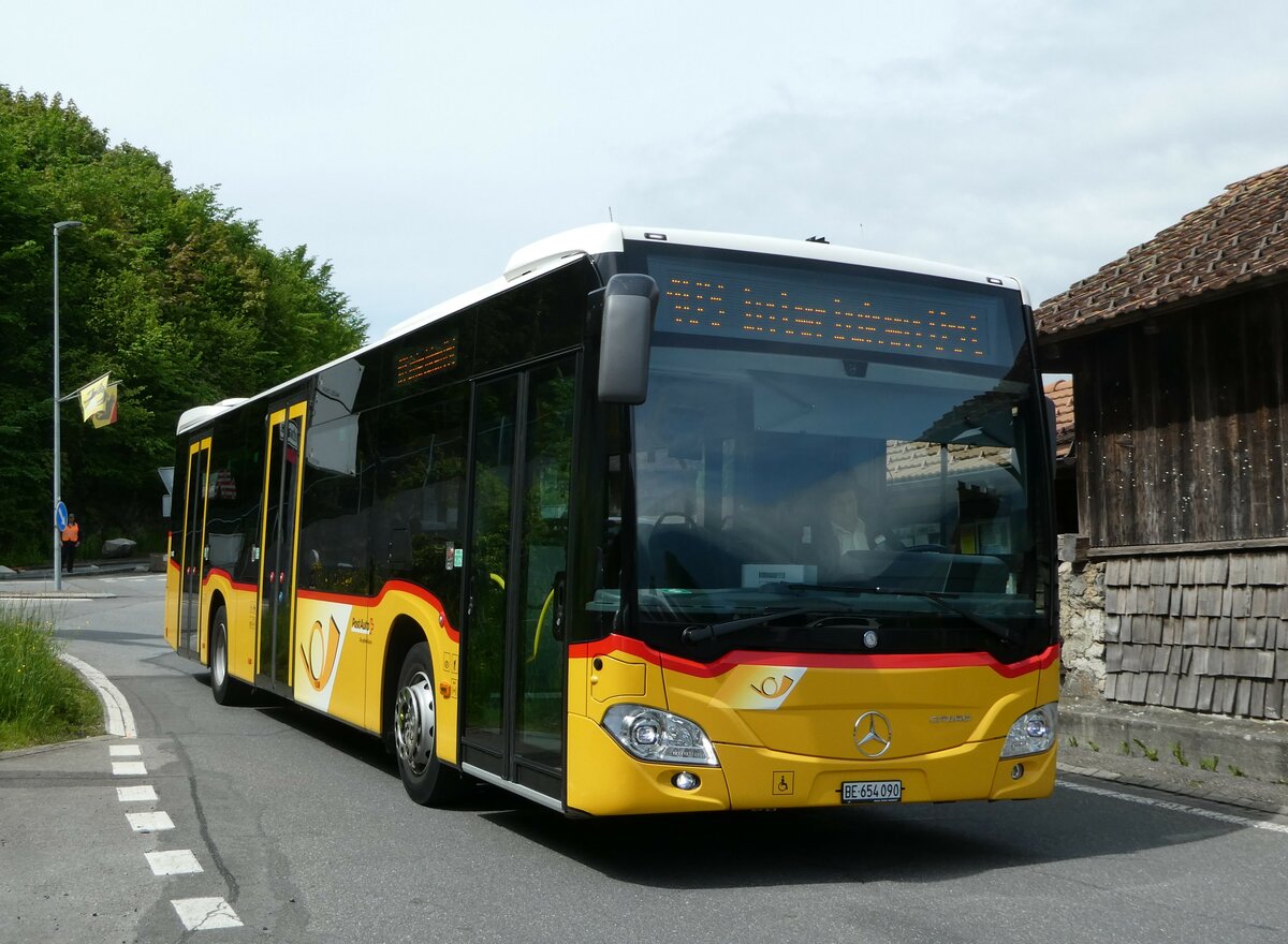 (250'249) - PostAuto Bern - BE 654'090/PID 11'402 - Mercedes am 19. Mai 2023 in Iseltwald, M�hle
