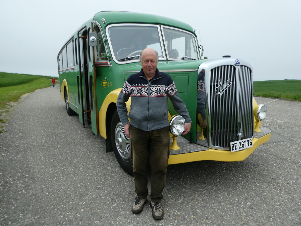(250'398) - STI Thun - Nr. 15/BE 26'776 - Saurer/Gangloff (ex AvH Heimenschwand Nr. 5) am 24. Mai 2023 in Belpberg, Chutze