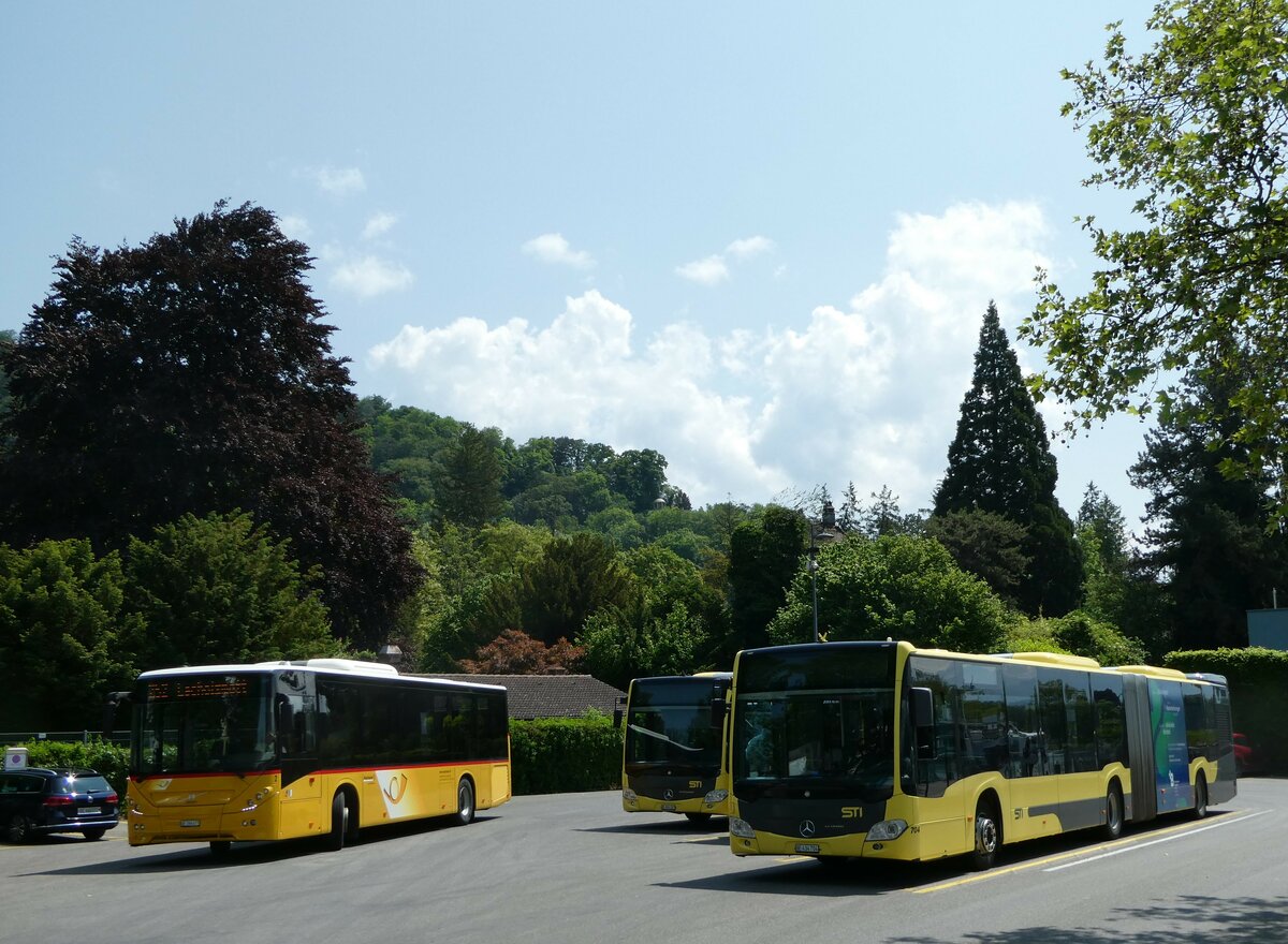 (250'700) - ASK Schangnau - Nr. 2/BE 396'677/PID 10'913 - Volvo + STI Thun - Nr. 704/BE 434'704 - Mercedes am 29. Mai 2023 bei der Schiffl�ndte Thun 