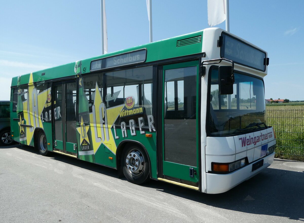 (250'981) - Weingartner, Bruckberg - Neoplan am 4. Juni 2023 in Pilsting, Auw�rter Automobil-Park