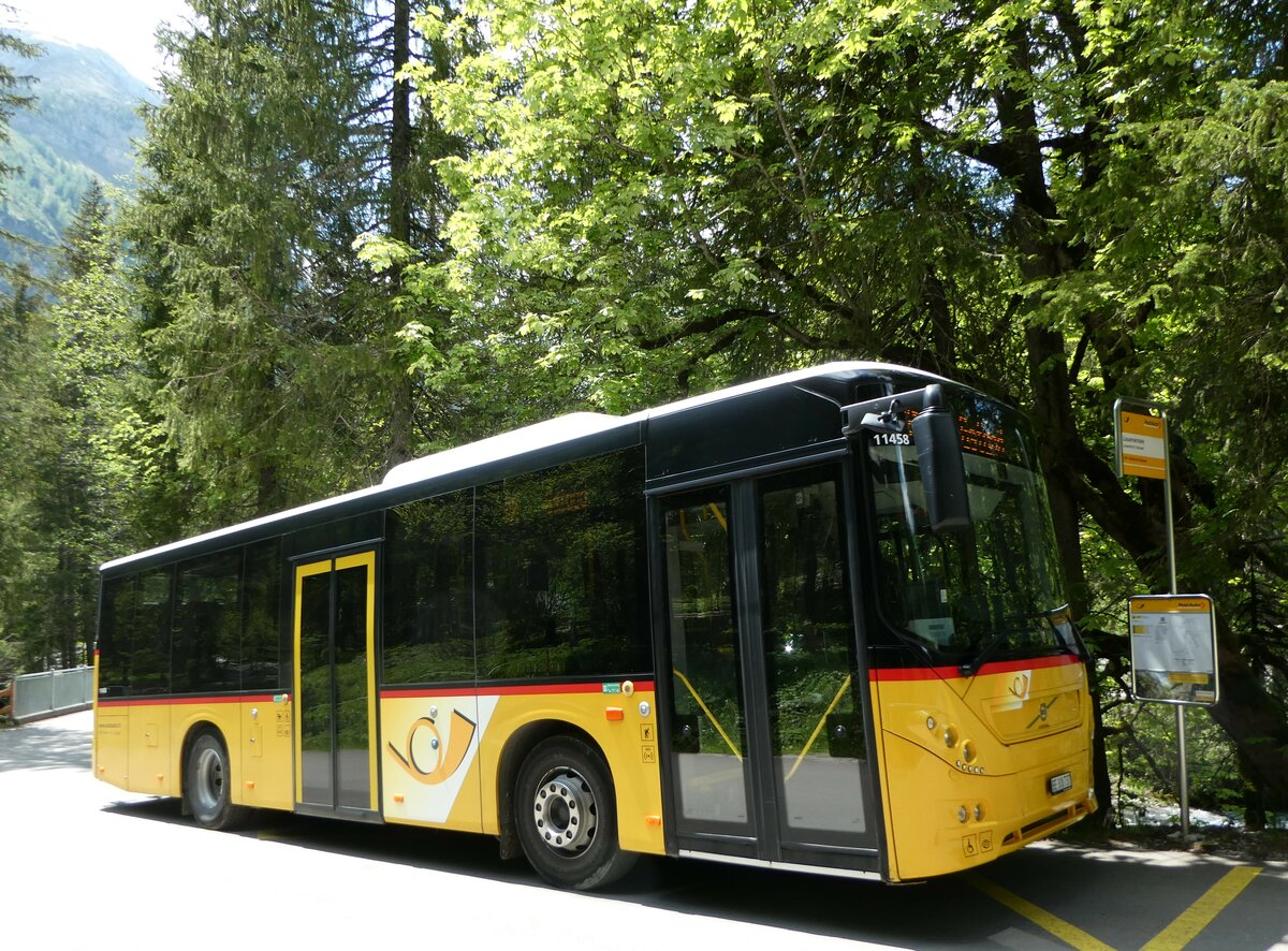 (251'127) - K�bli, Gstaad - BE 308'737/PID 11'458 - Volvo am 6. Juni 2023 in Lauenen, Lauenensee